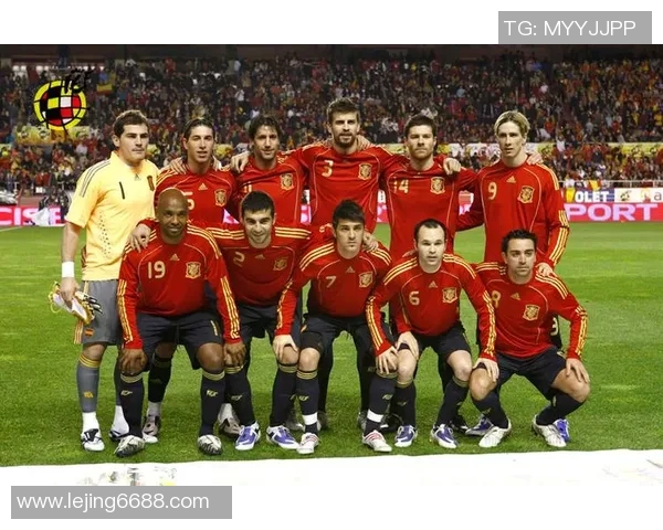 西班牙球队在世界锦标赛中的表现与欧冠足球的战术意识分析 西班牙球队在世界锦标赛中的表现与欧冠足球的战术意识分析