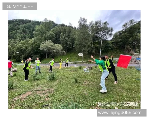 重庆飞盘队的奋斗与荣耀运动飞盘的成长之路纪实探寻